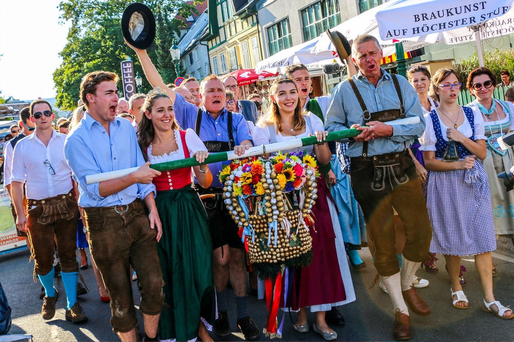 (c) Neustifter Kirtag, Presse